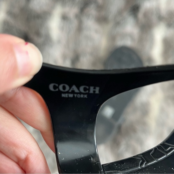 COACH Picadilly Black Jelly T Strap Logo Sandals 6 - Picture 6 of 7